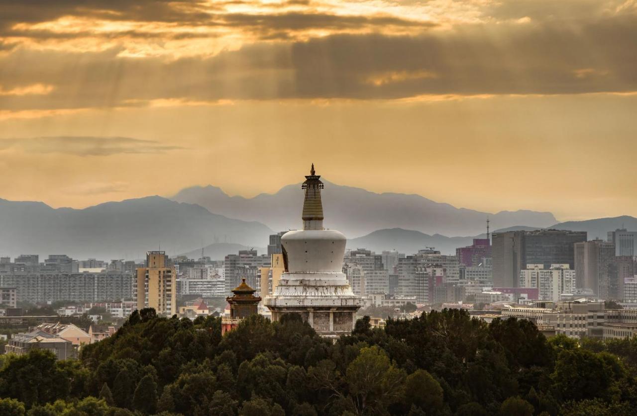 East Sacred Hotel ᴸᴱo---Foreign Accept---Tourism Service English-Speaking 丨 Near Tiananmen Forbidden City丨very Close To Metro Zhangzizhong And Beixinqiao 丨european Foot Ball English丨free Advance Tickets And Laundry Drying Service Coffee Snacks Pekin Dış mekan fotoğraf